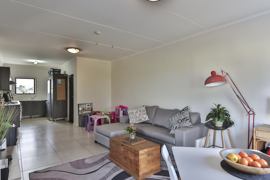 2 Bedroom Property for Sale in De Velde Western Cape